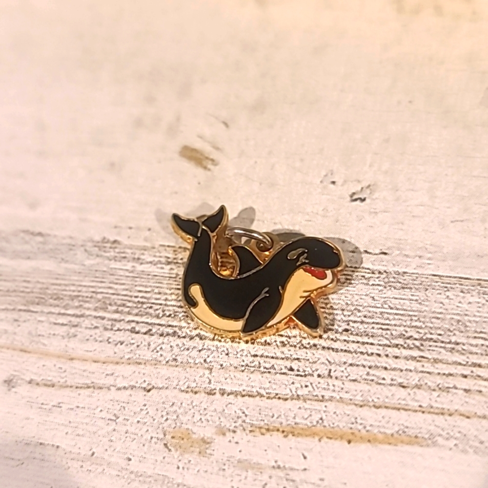 ⭐️ Sea World Inc. Orca Whale Tiny Pendant [ Read Details ]